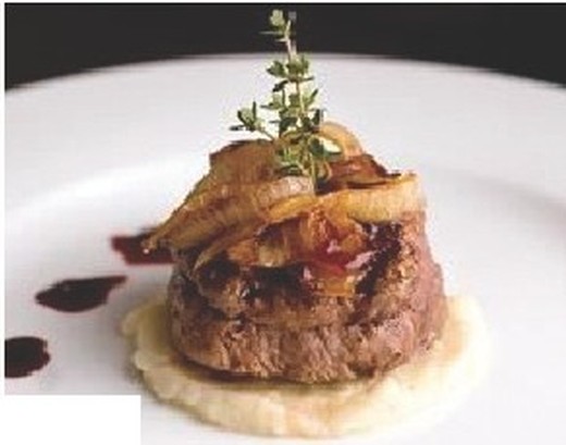 Blue Cheese Crusted Filet Mignon with Port Wine Sauce